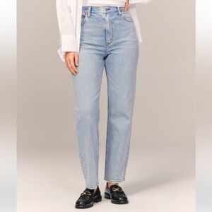 Abercrombie&Fitch Curve Love Ultra High Rise Ankle Straight 28 SHORT